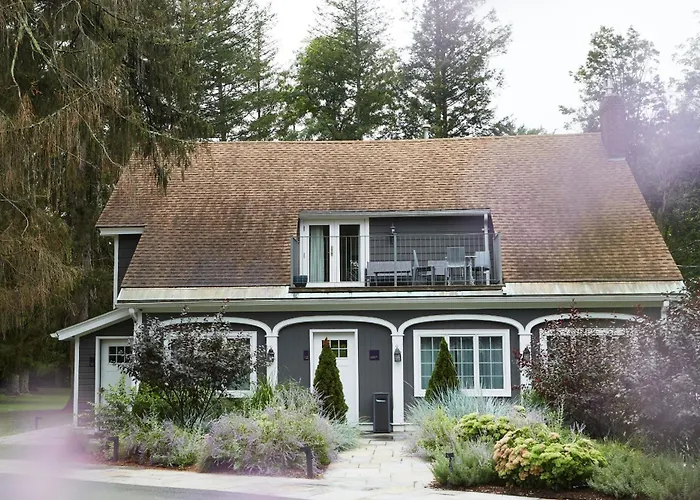 Hasbrouck House